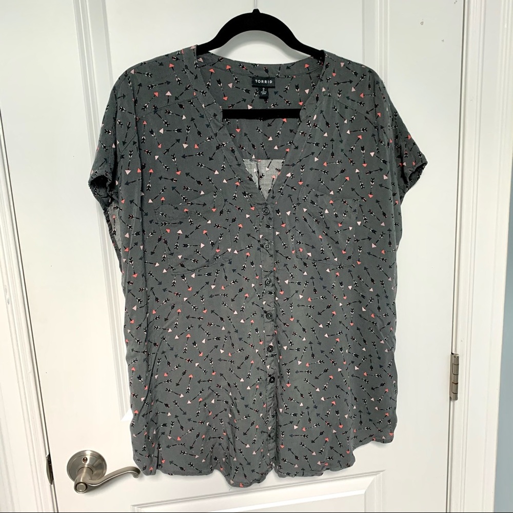 Torrid Button Down Arrow Top Size 2x - image 8